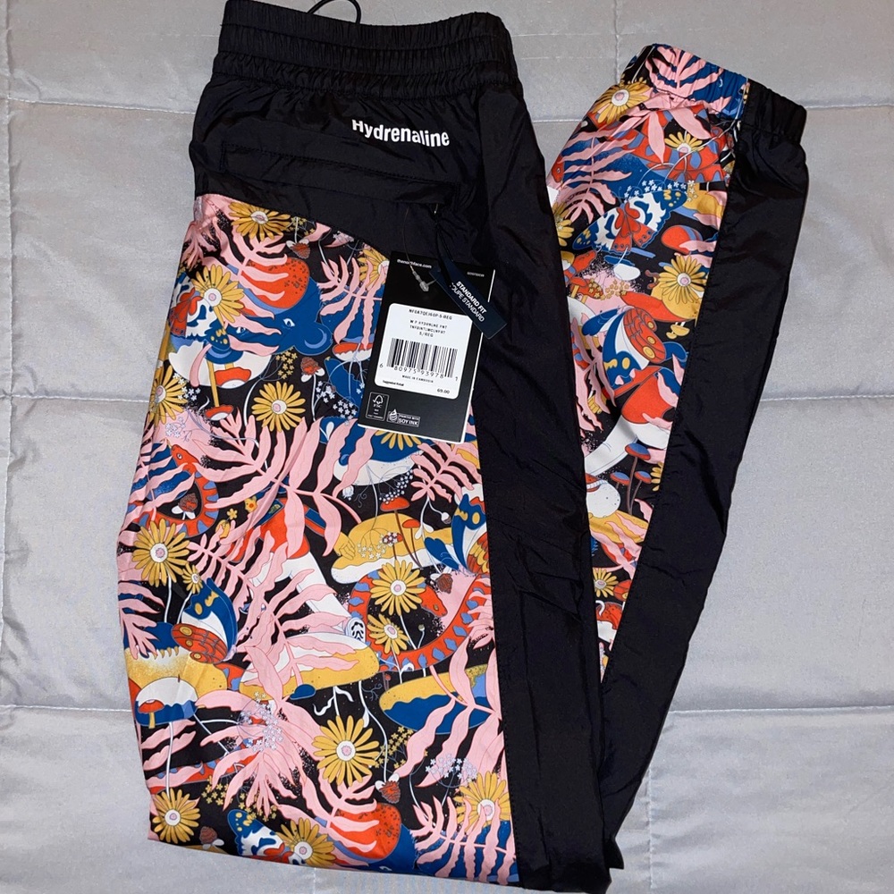North Face Printed Hydrenaline 2000 Jogger Pants